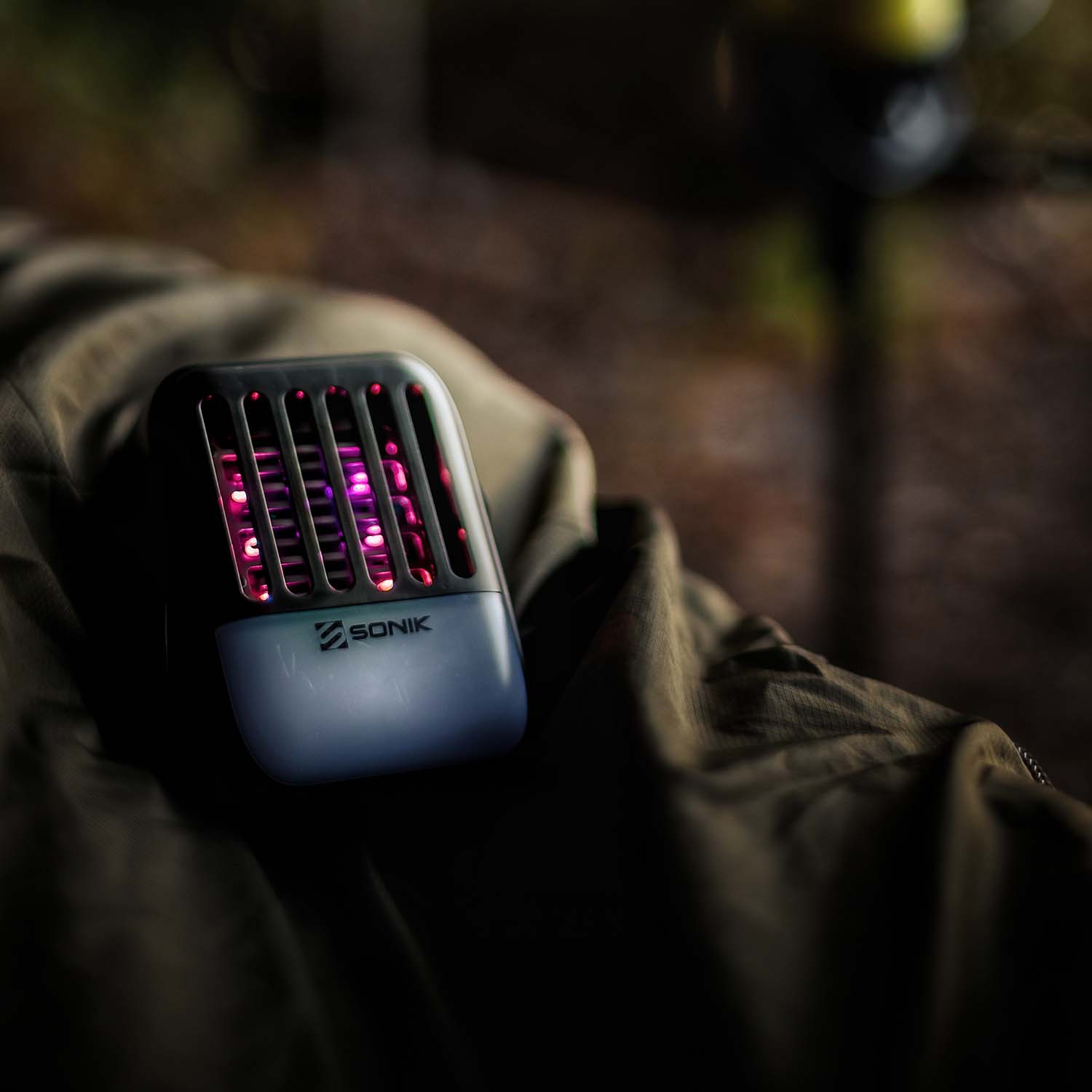 Sonik-Gizmo-Bug-Zapper-And-Bivvy-Light